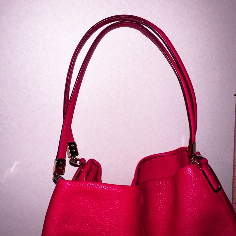Fabulous Hot Pink Coach bag - Picture 9 of 12